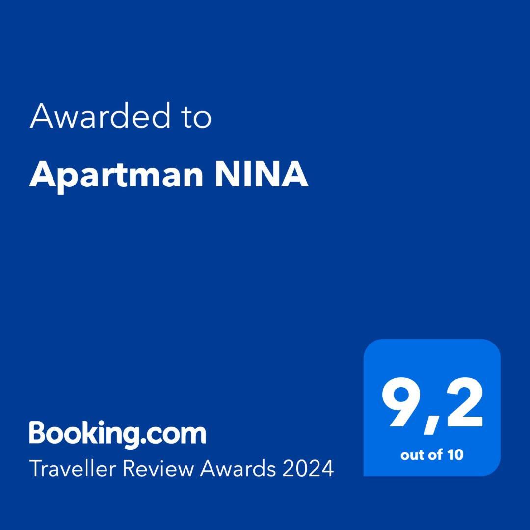 Apartman Nina Licko Petrovo Selo ภายนอก รูปภาพ